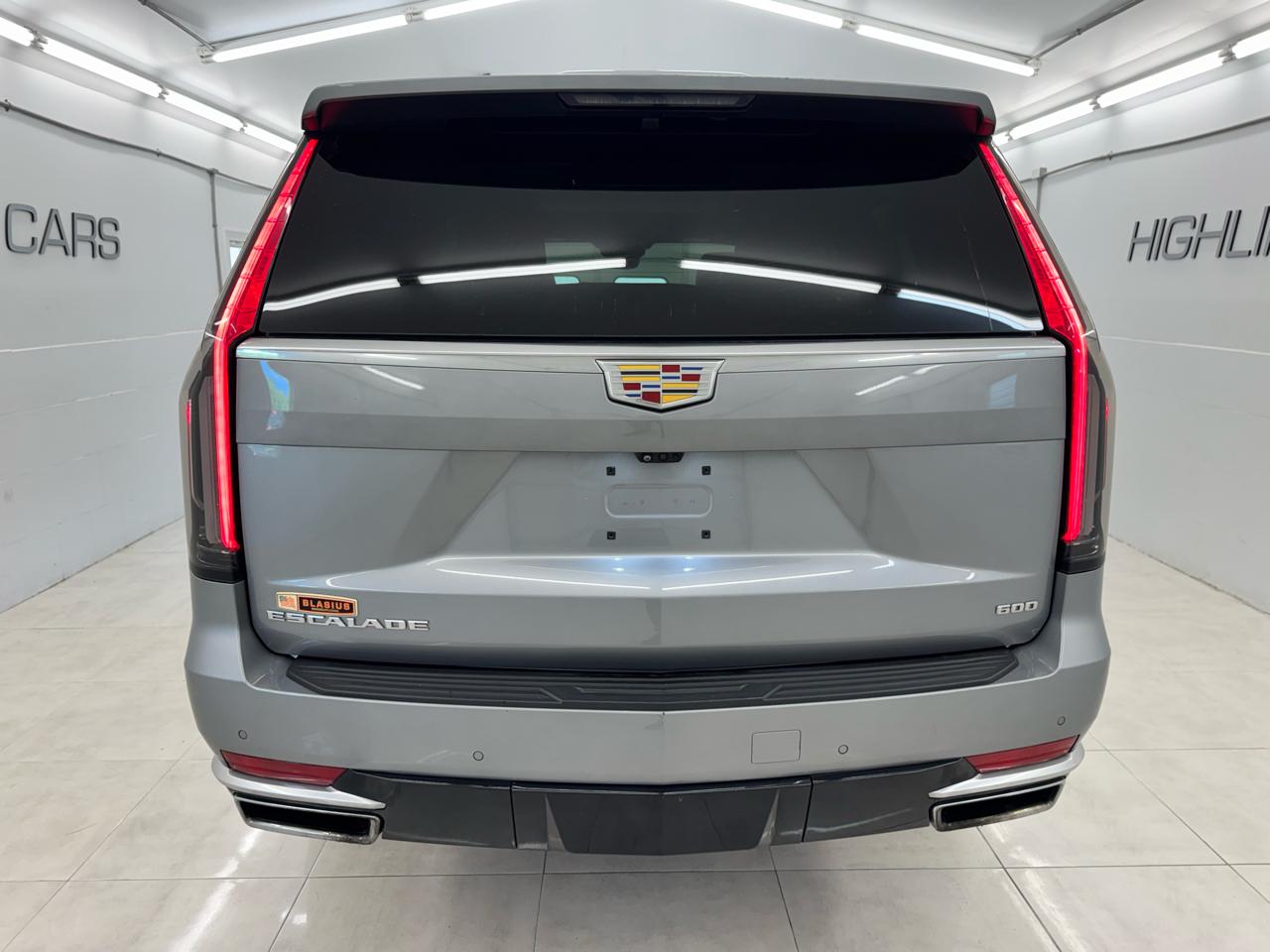 Cadillac Escalade ESV 4WD 4dr Premium Luxury 2023