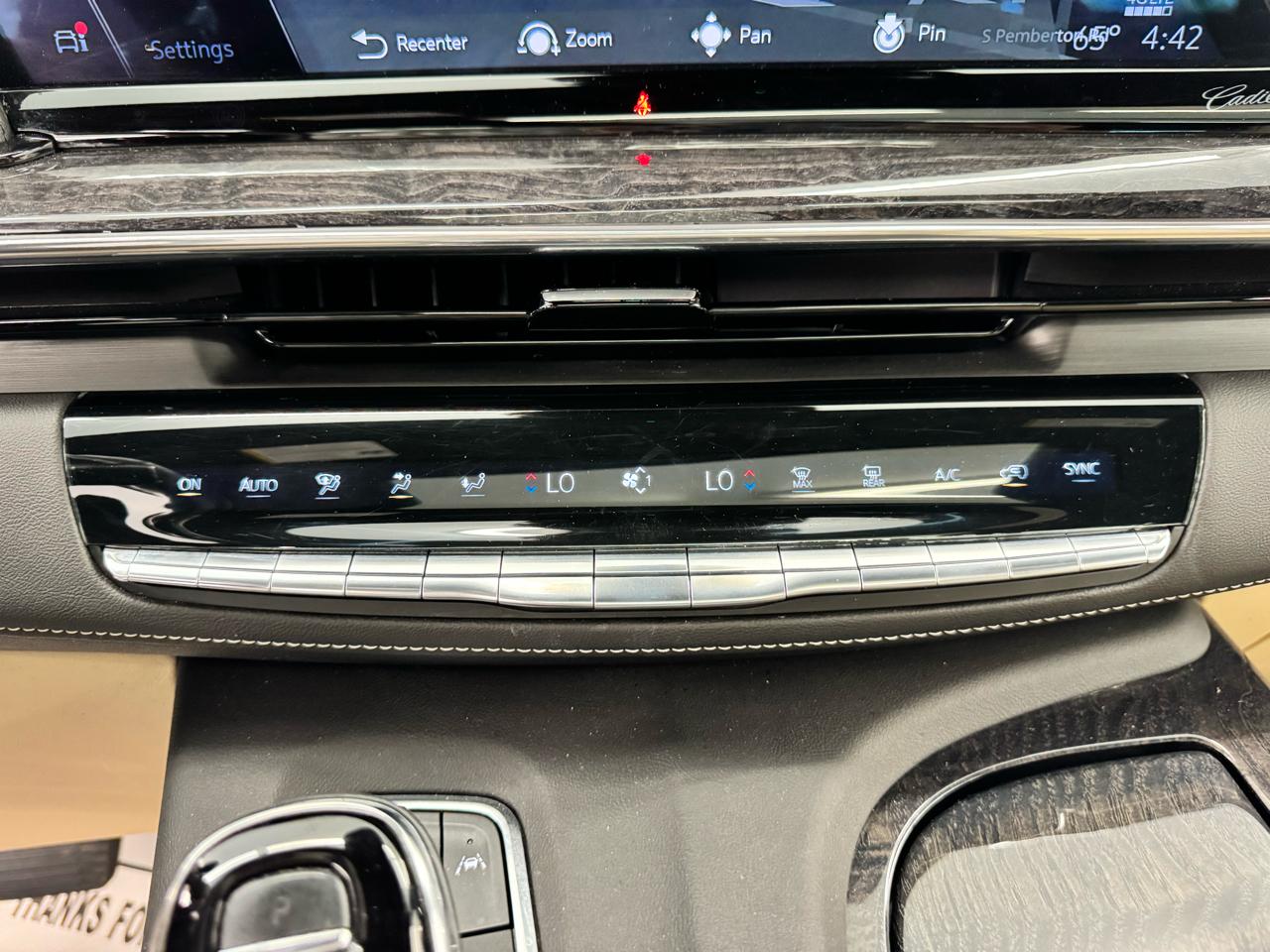 Cadillac Escalade ESV 4WD 4dr Premium Luxury 2023