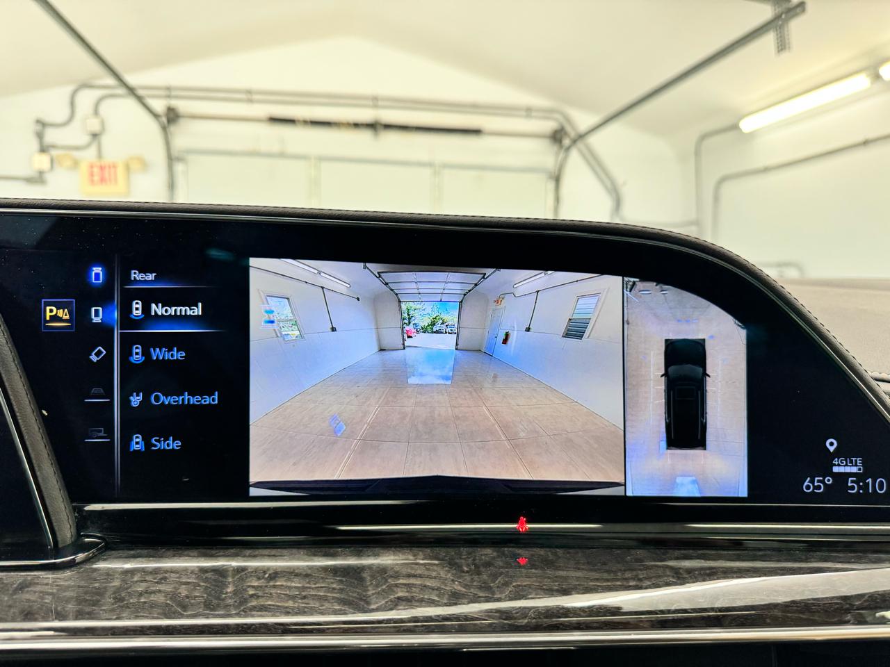 Cadillac Escalade ESV 4WD 4dr Premium Luxury 2023