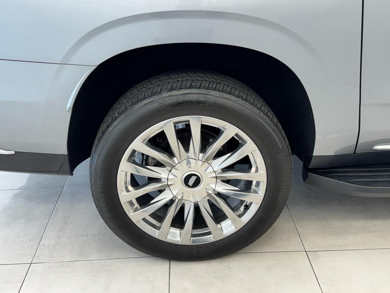 Cadillac Escalade ESV 4WD 4dr Premium Luxury 2023