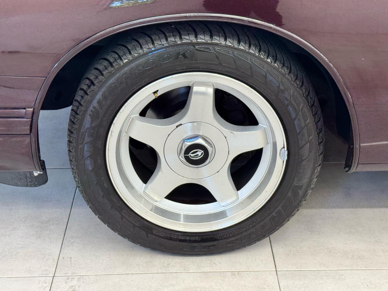 Chevrolet Caprice Classic/Impala SS/Caprice Police/Taxi Pkgs 4dr Sdn 1SA Special Value Pkg 1996