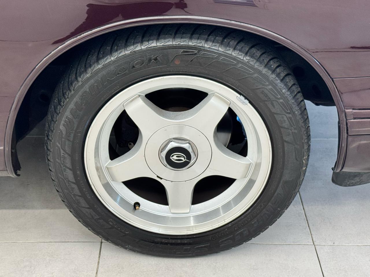 Chevrolet Caprice Classic/Impala SS/Caprice Police/Taxi Pkgs 4dr Sdn 1SA Special Value Pkg 1996