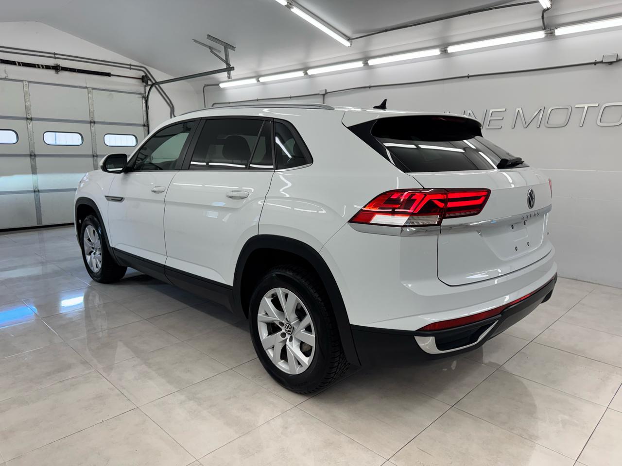 Volkswagen Atlas Cross Sport 2.0T S 4MOTION 2020