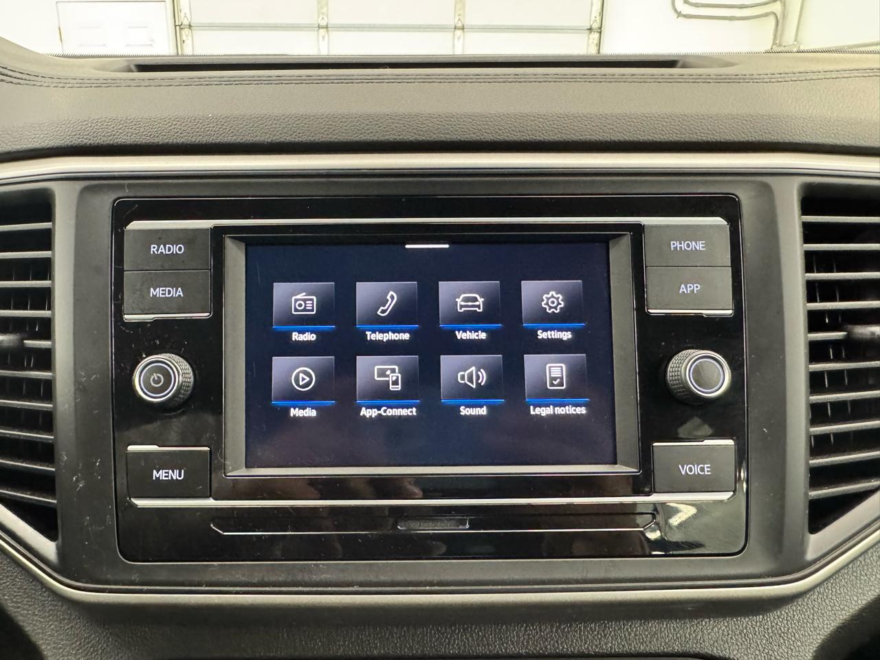 Volkswagen Atlas Cross Sport 2.0T S 4MOTION 2020