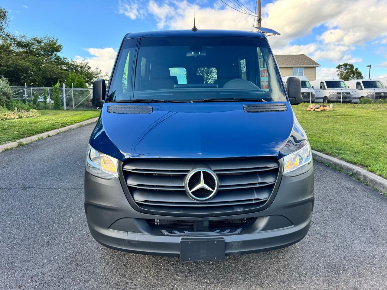 Mercedes-Benz Sprinter Van 2500 Standard Roof I4 Diesel HO 144" RWD 2024