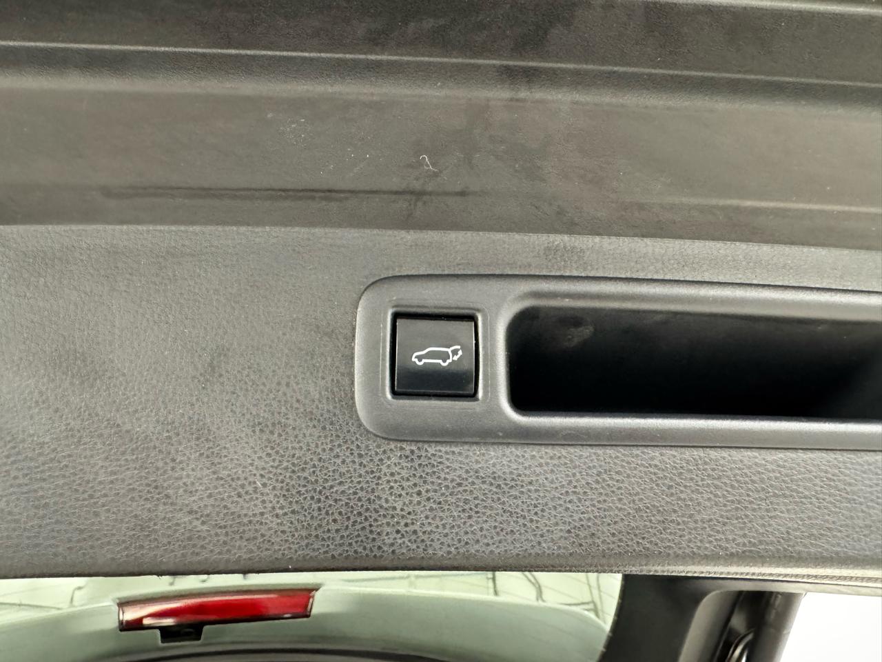 Toyota Highlander Platinum AWD (Natl) 2023