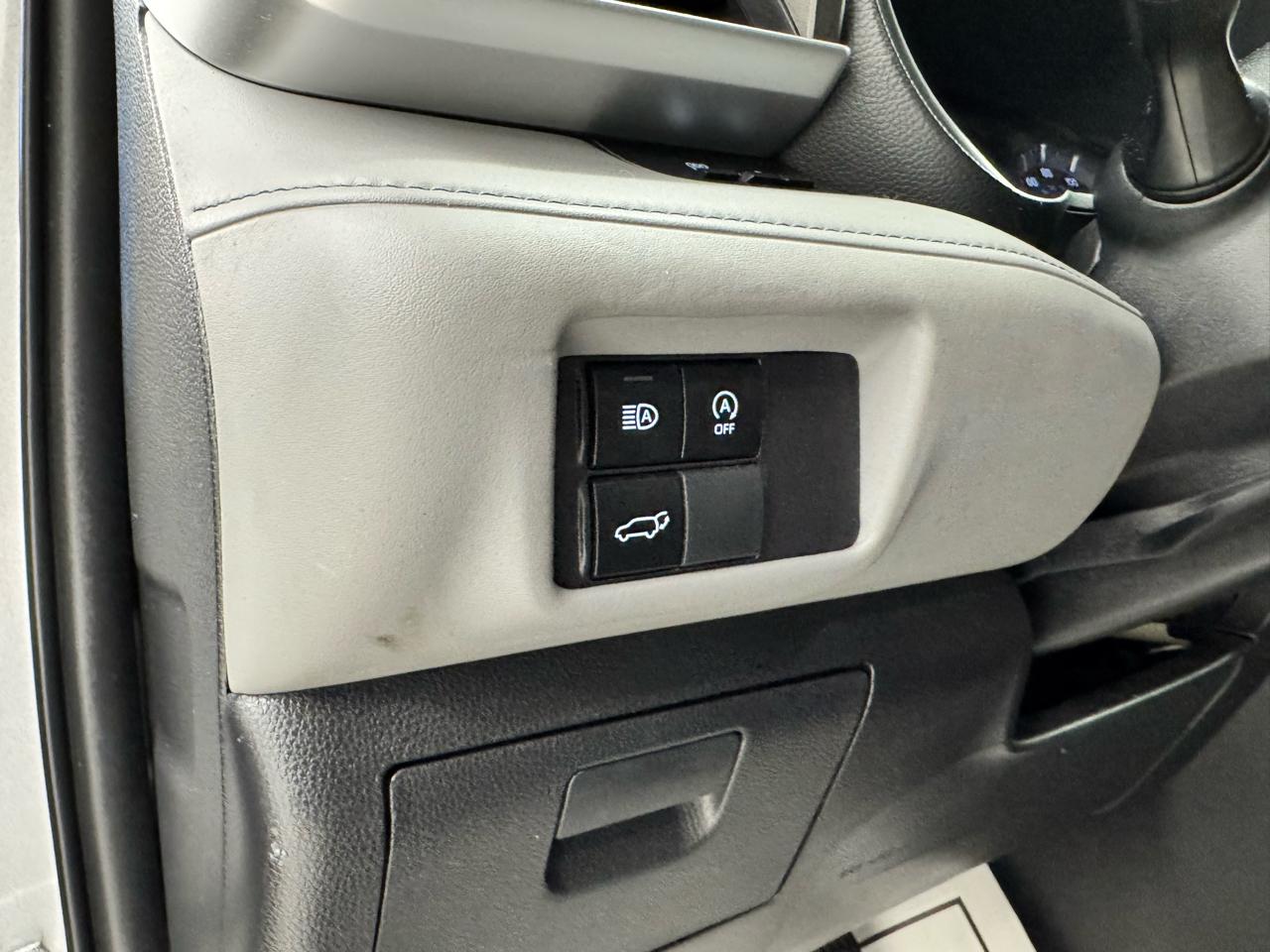 Toyota Highlander Platinum AWD (Natl) 2023
