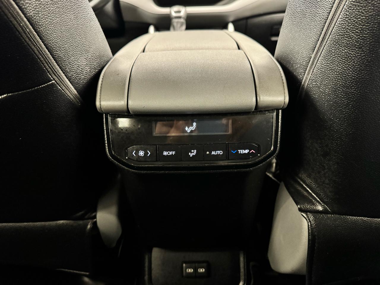 Toyota Highlander Platinum AWD (Natl) 2023