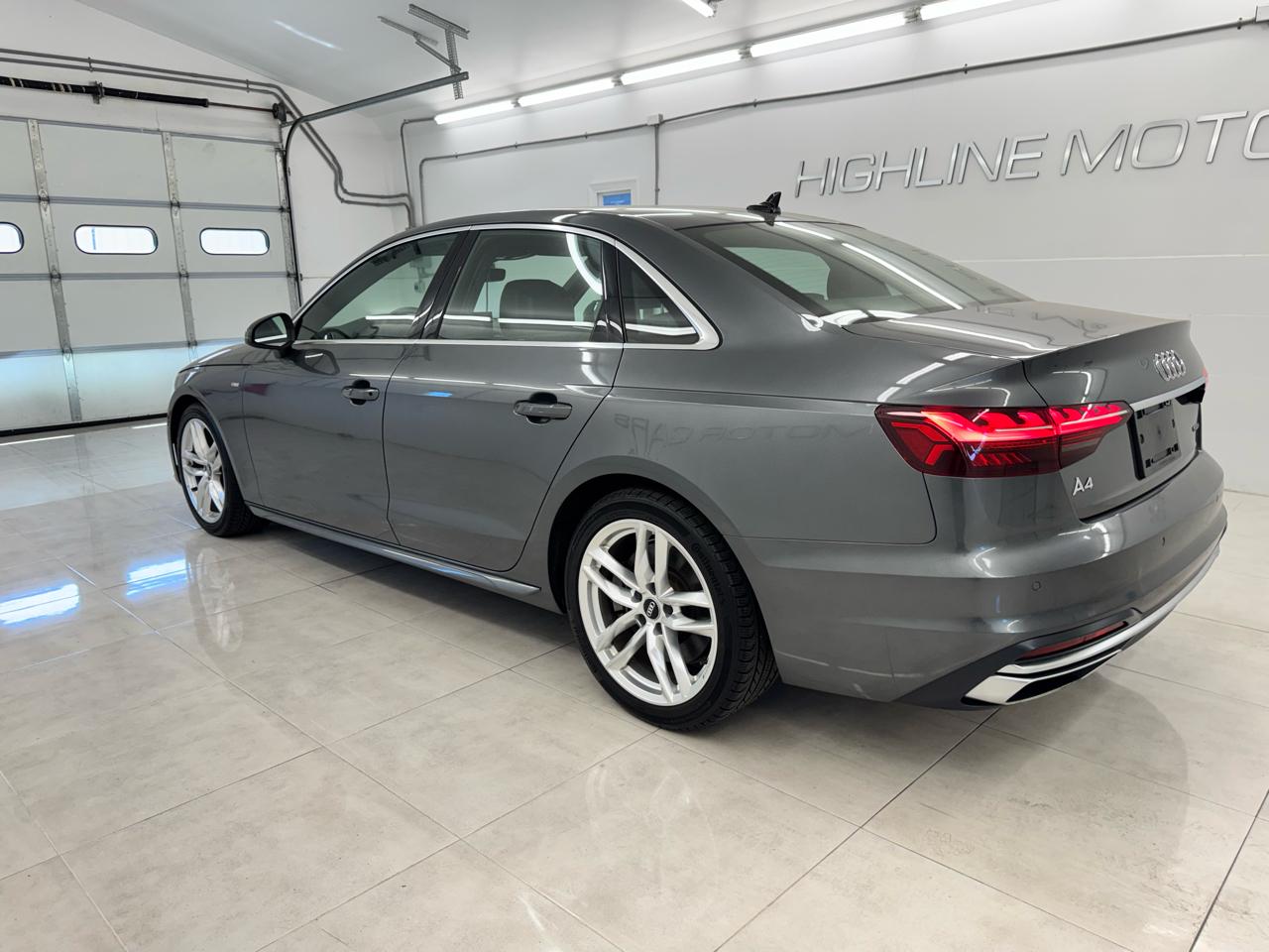Audi A4 Sedan S line Premium 45 TFSI quattro 2021