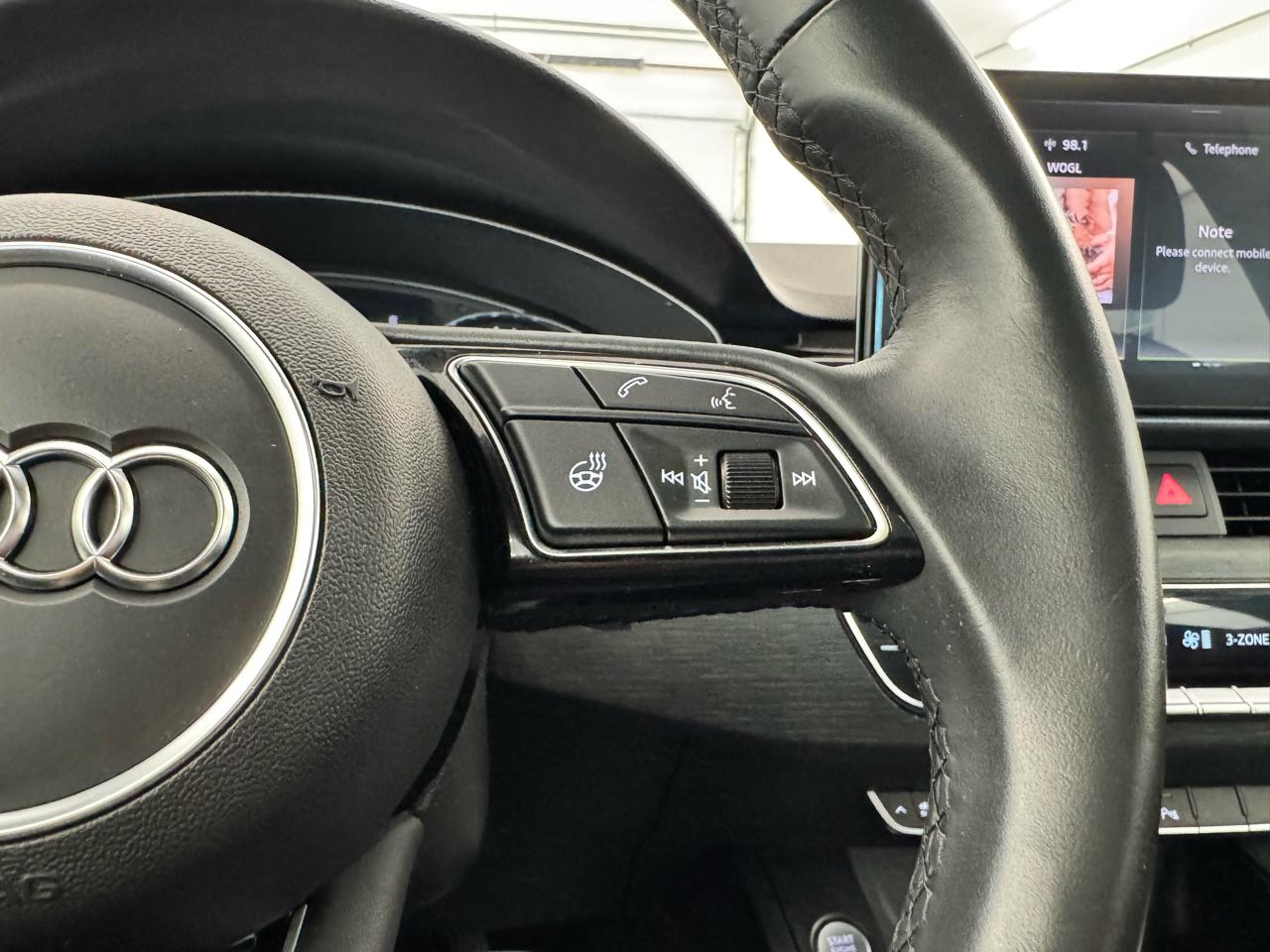 Audi A4 Sedan S line Premium 45 TFSI quattro 2021