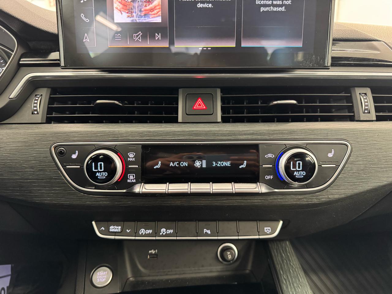 Audi A4 Sedan S line Premium 45 TFSI quattro 2021