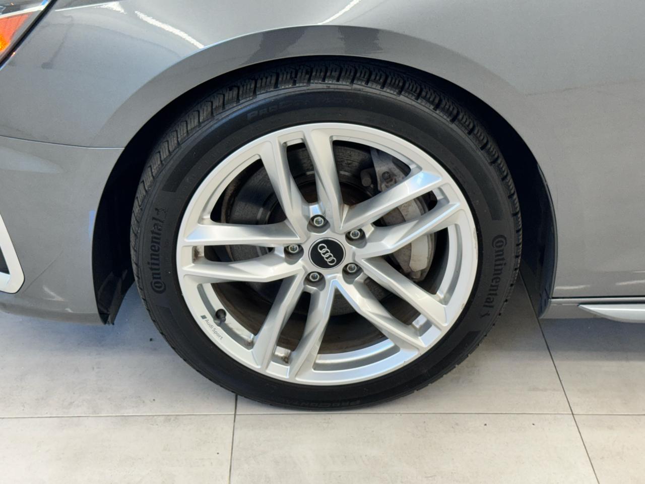 Audi A4 Sedan S line Premium 45 TFSI quattro 2021