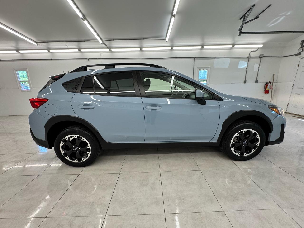 Subaru Crosstrek Premium Manual 2023