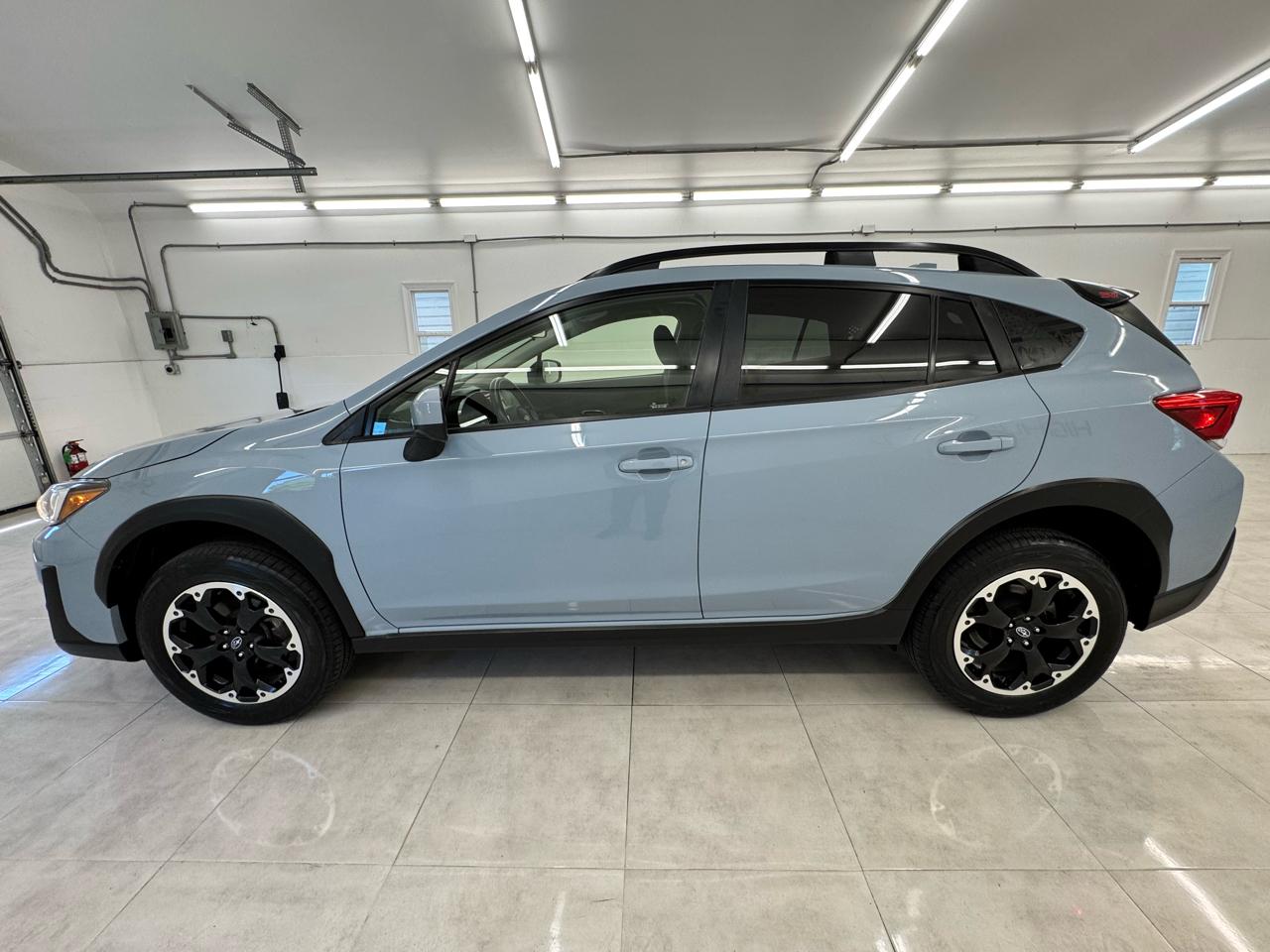 Subaru Crosstrek Premium Manual 2023