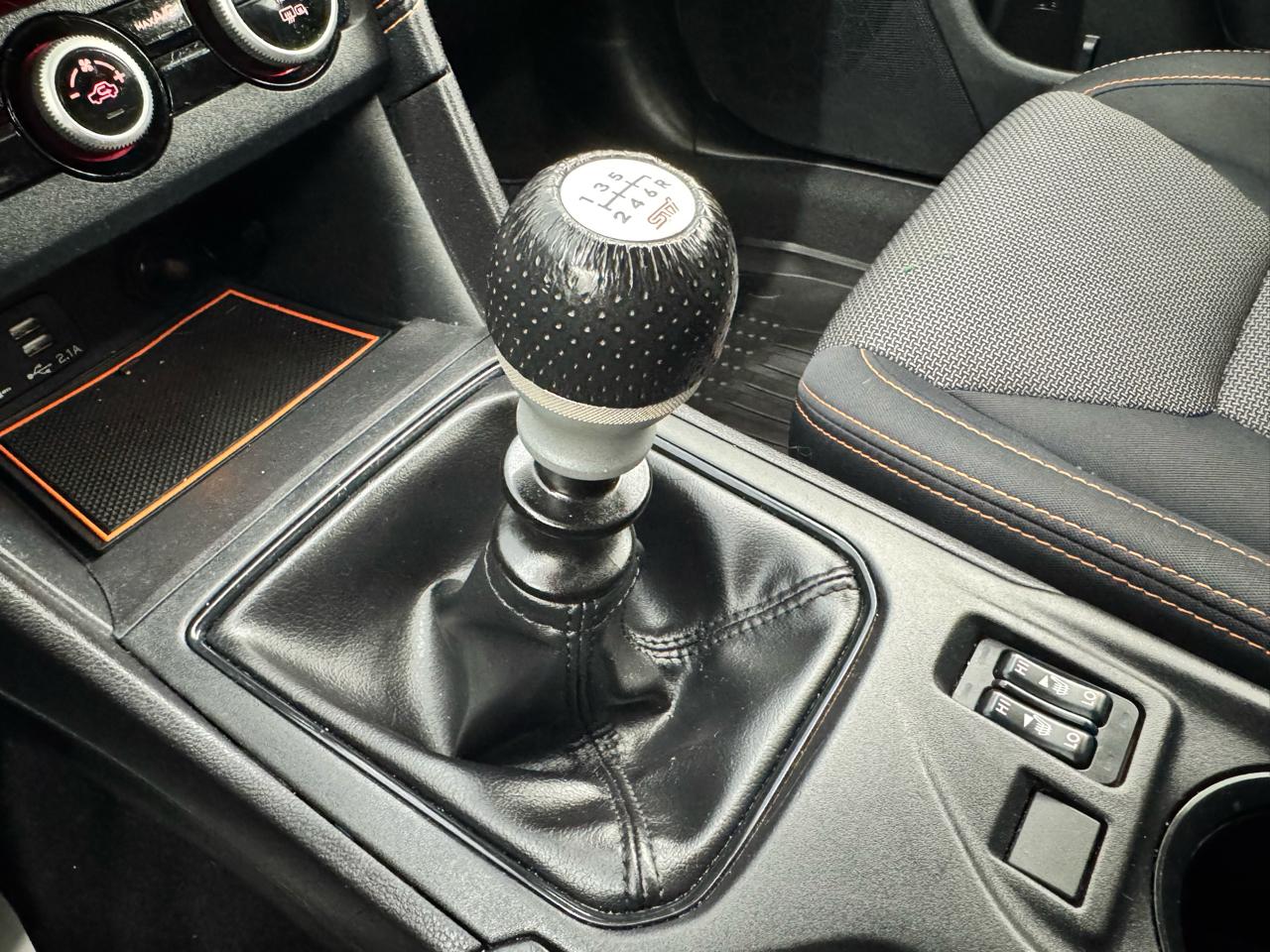 Subaru Crosstrek Premium Manual 2023