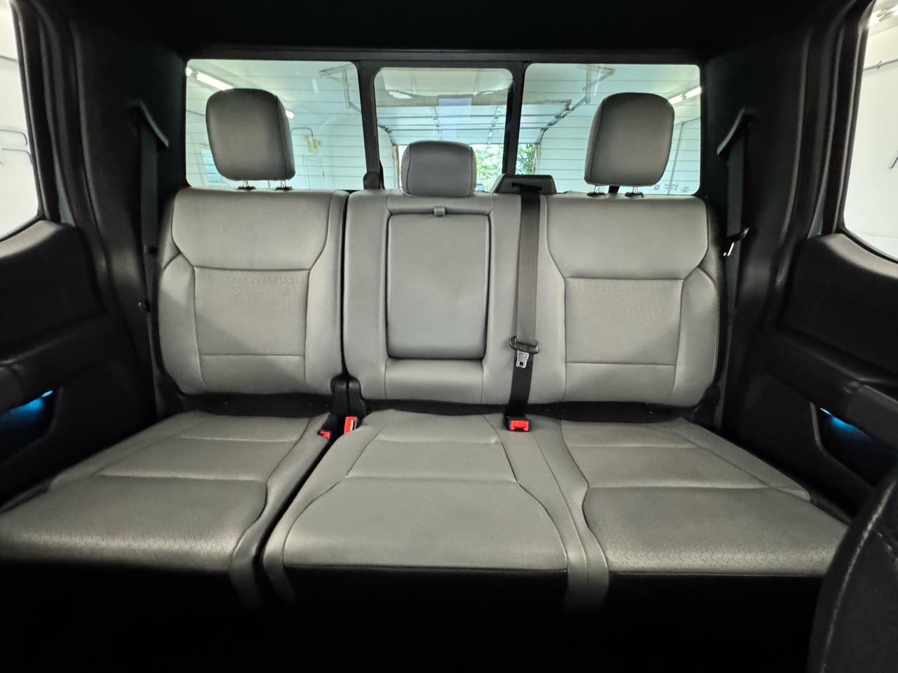 Ford F-150 Lightning LARIAT 4WD SuperCrew 5.5' Box 2022