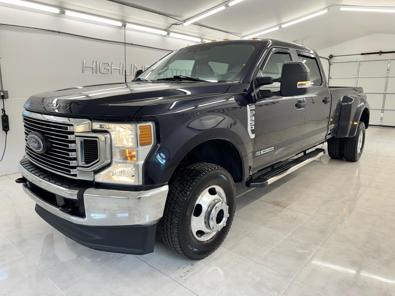 Ford Super Duty F-350 DRW King Ranch 4WD Crew Cab 8' Box 2022