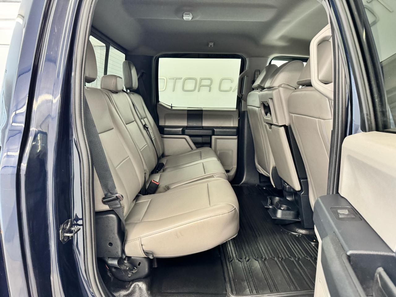Ford Super Duty F-350 DRW King Ranch 4WD Crew Cab 8' Box 2022