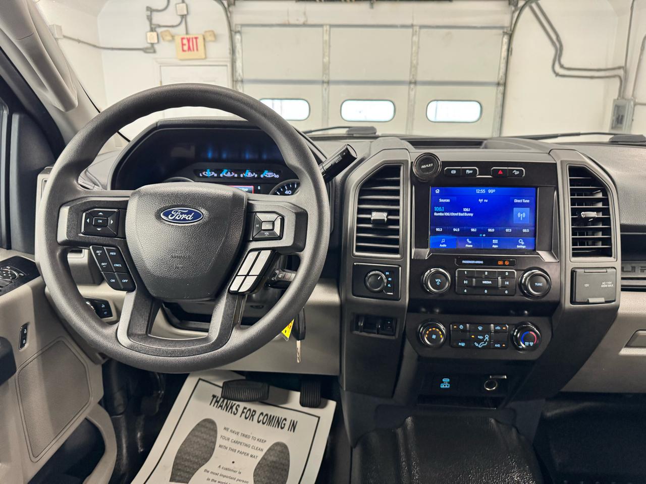 Ford Super Duty F-350 DRW King Ranch 4WD Crew Cab 8' Box 2022