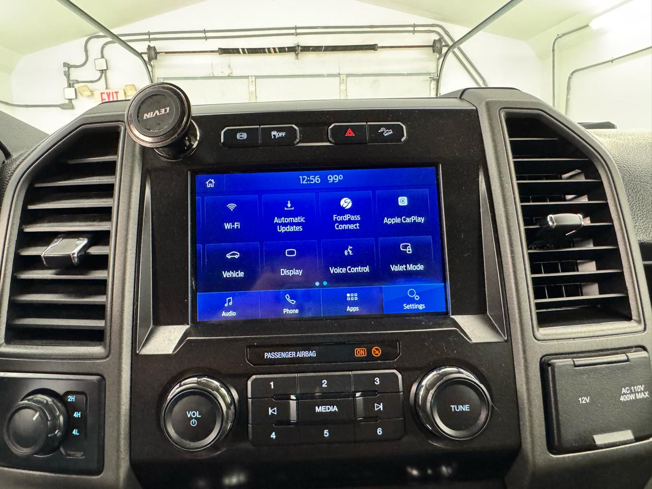 Ford Super Duty F-350 DRW King Ranch 4WD Crew Cab 8' Box 2022