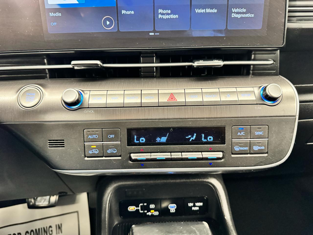 Hyundai Kona SEL AWD 2024