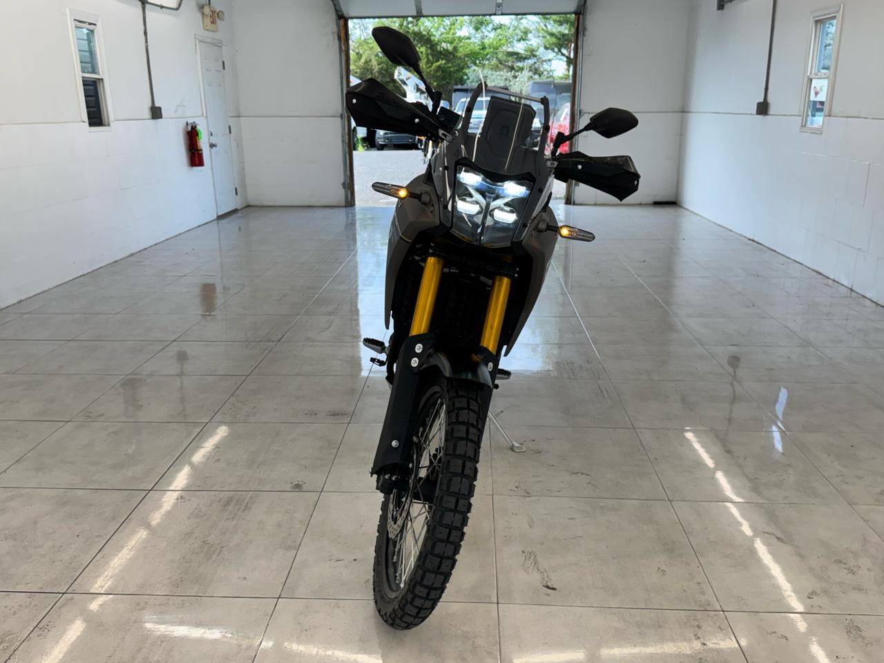 Yamaha Super Tenere base 2025