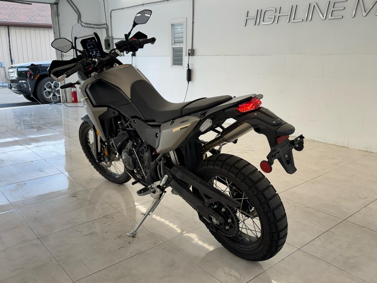 Yamaha Super Tenere base 2025