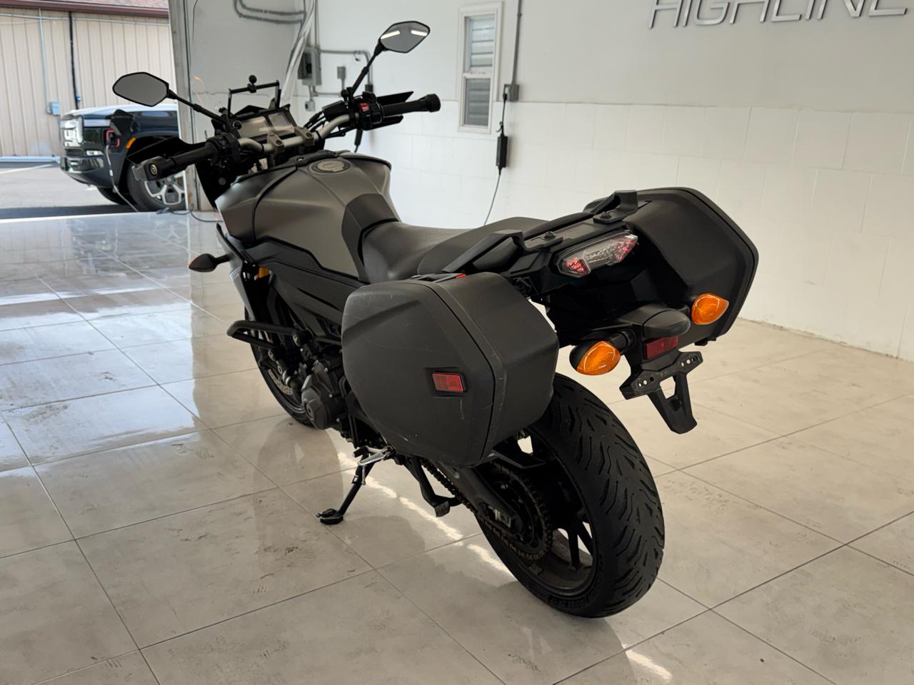 Yamaha FJ-09  2014