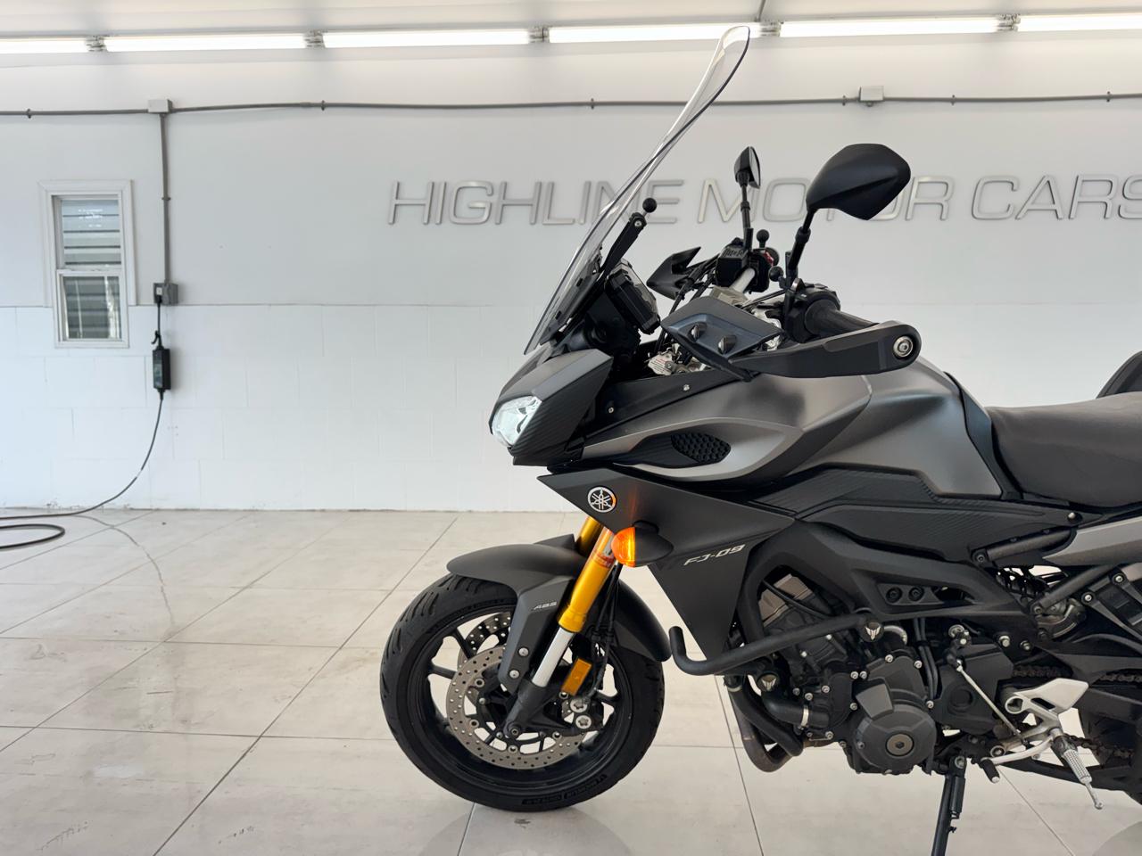 Yamaha FJ-09  2014