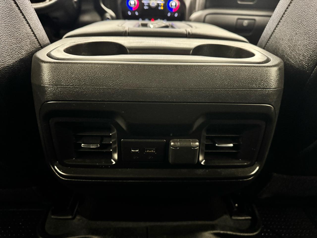 Chevrolet Silverado 1500 4WD Crew Cab 147" RST 2021