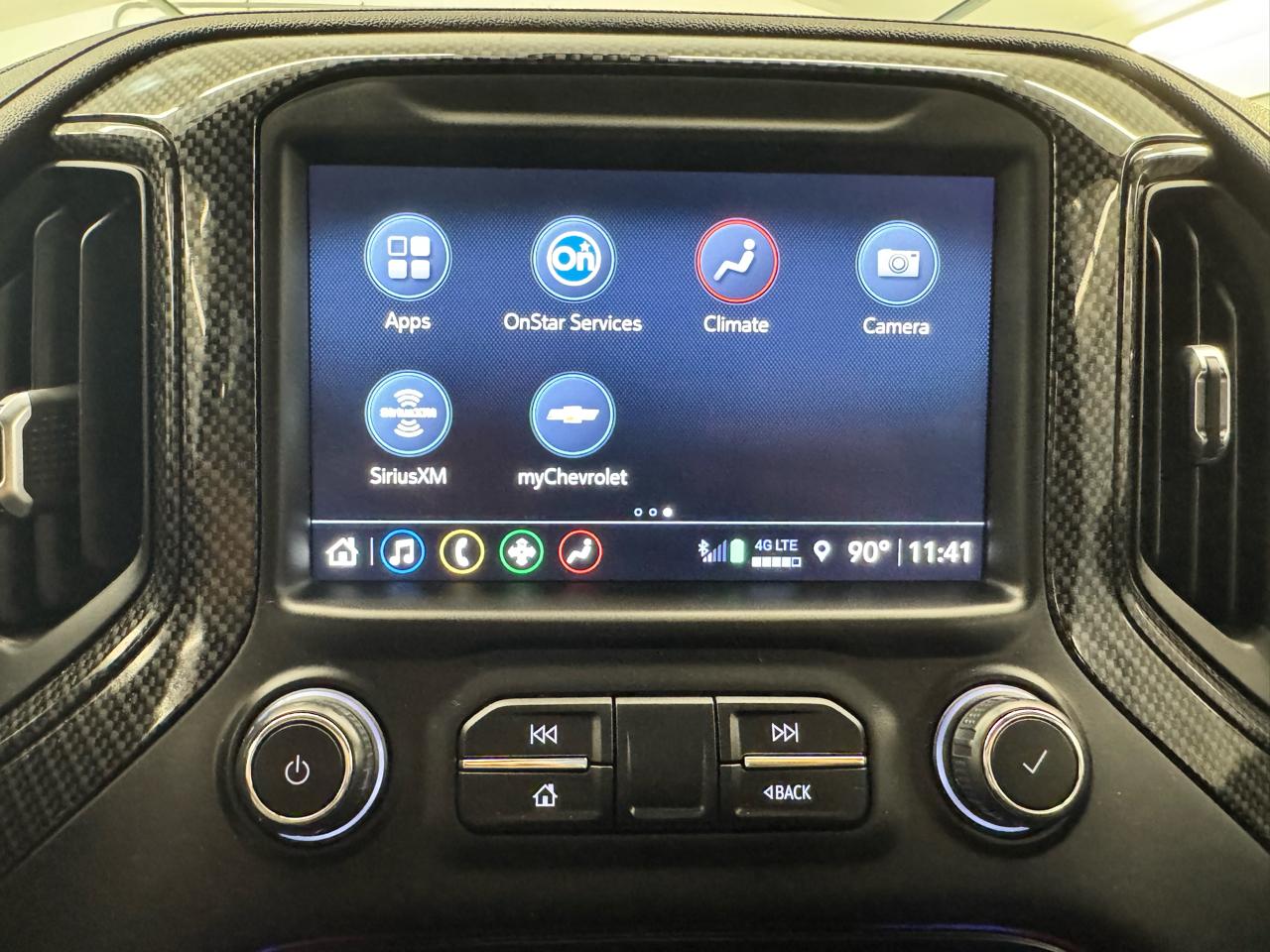 Chevrolet Silverado 1500 4WD Crew Cab 147" RST 2021