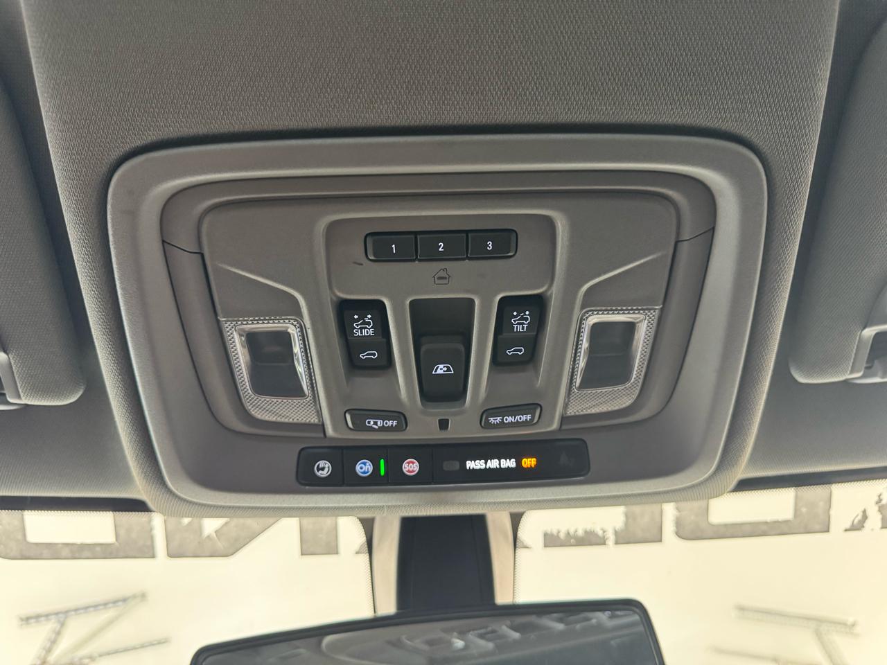 Chevrolet Silverado 1500 4WD Crew Cab 147" RST 2021