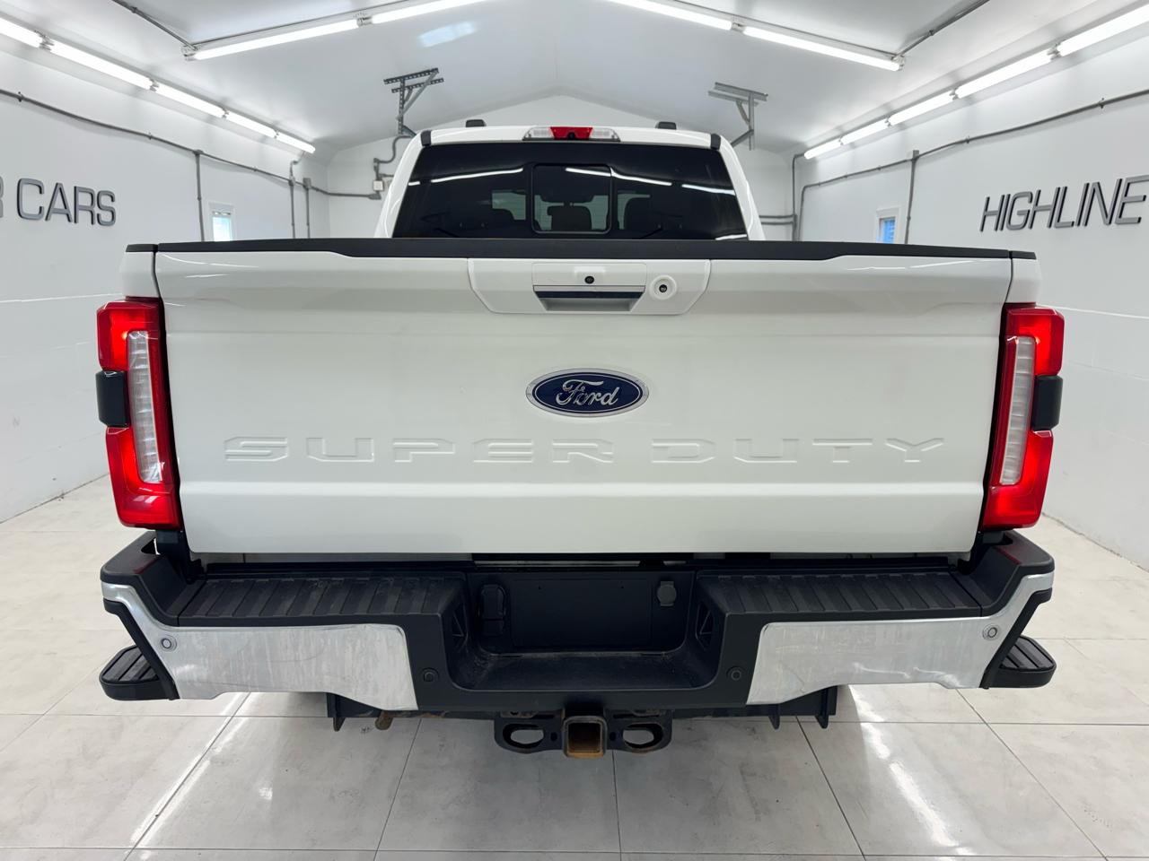 Ford Super Duty F-350 SRW King Ranch 4WD Crew Cab 8' Box 2023