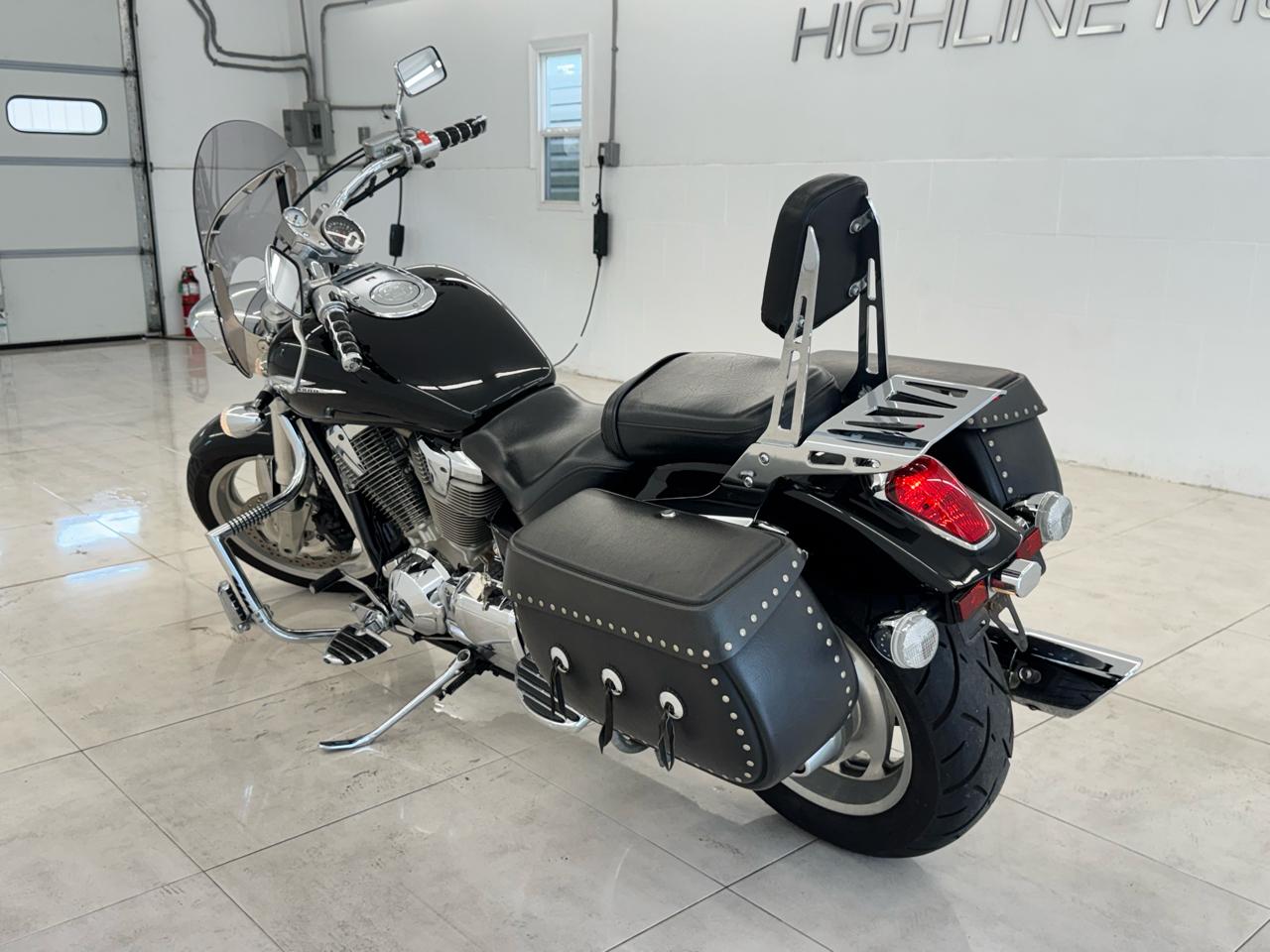 Honda VTX1800S  2001