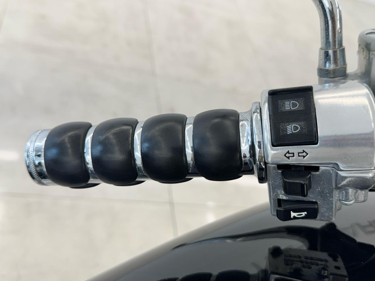 Honda VTX1800S  2001