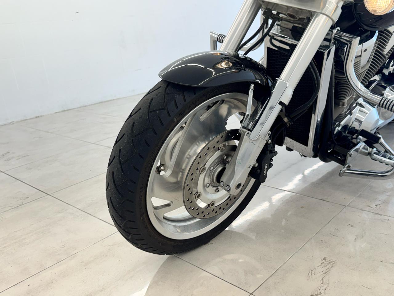 Honda VTX1800S  2001