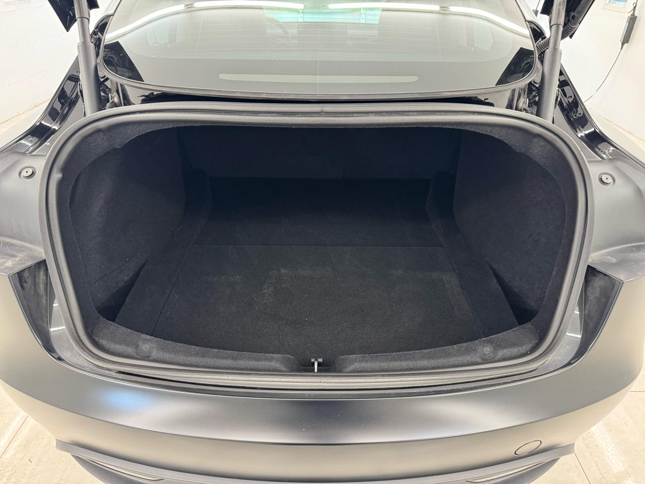 Tesla Model 3 Long Range AWD 2024