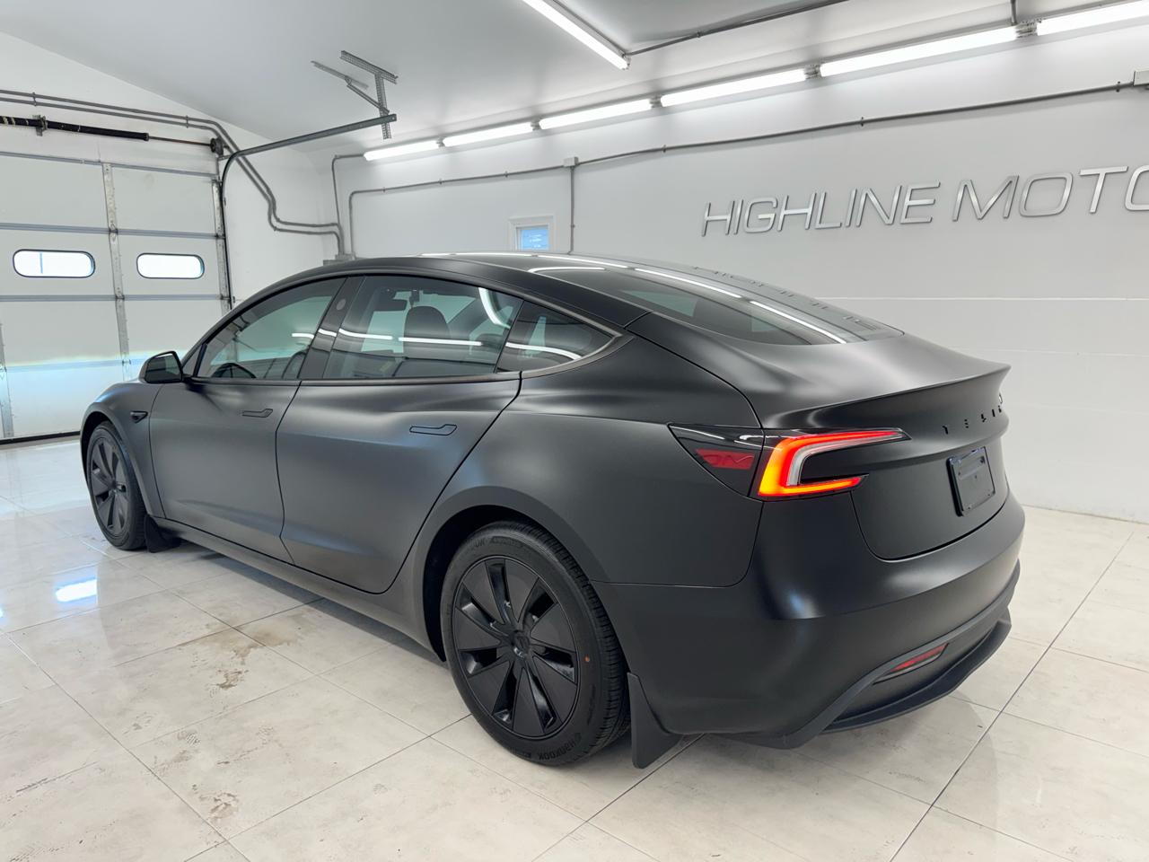 Tesla Model 3 Long Range AWD 2024
