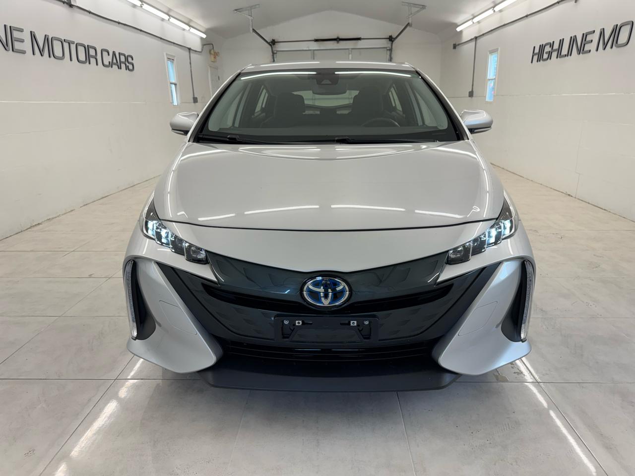 Toyota Prius Prime Limited (Natl) 2022