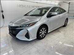 2022 Toyota Prius Prime 