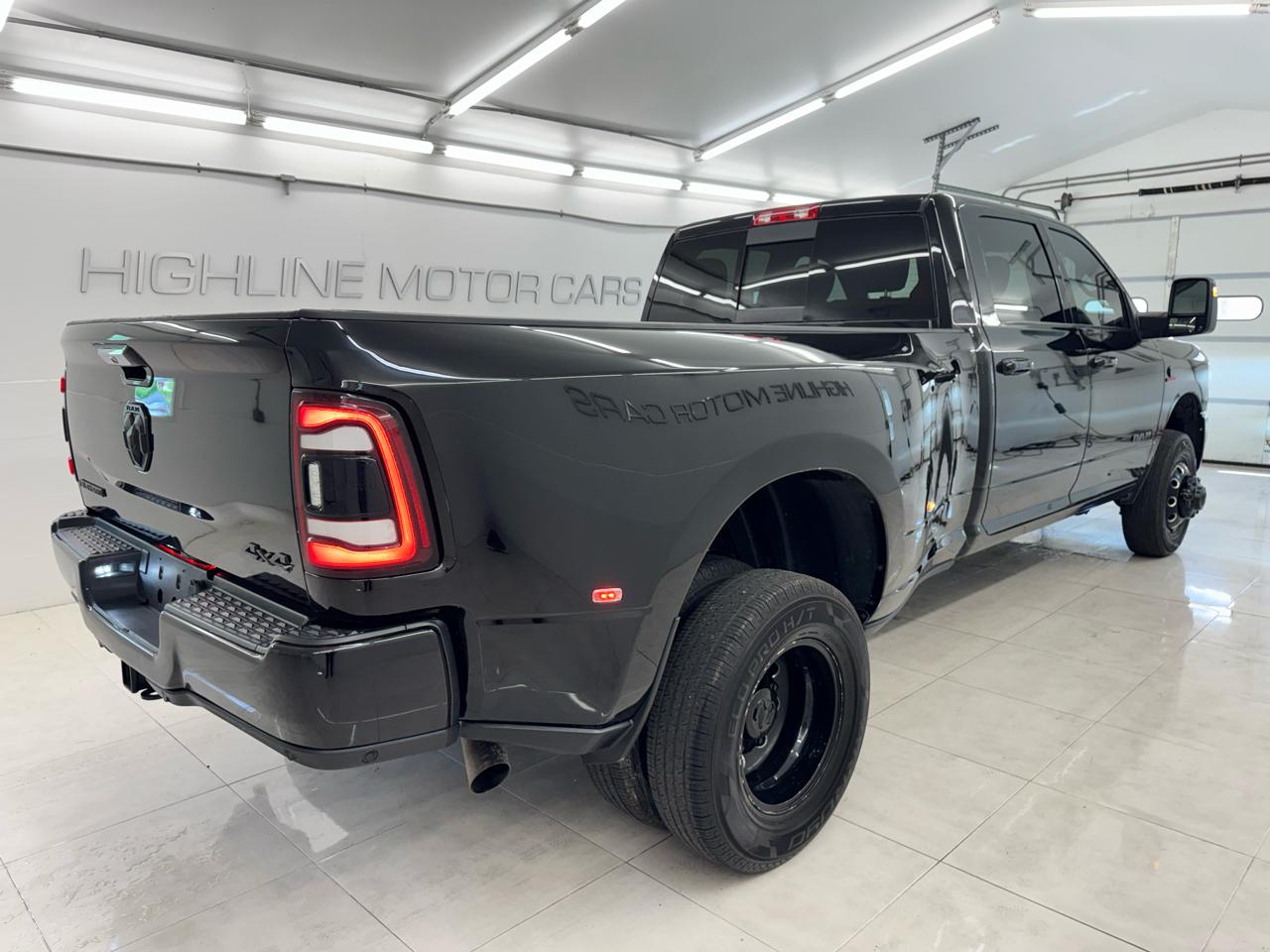 RAM 3500 Big Horn 4x4 Crew Cab 8' Box 2024