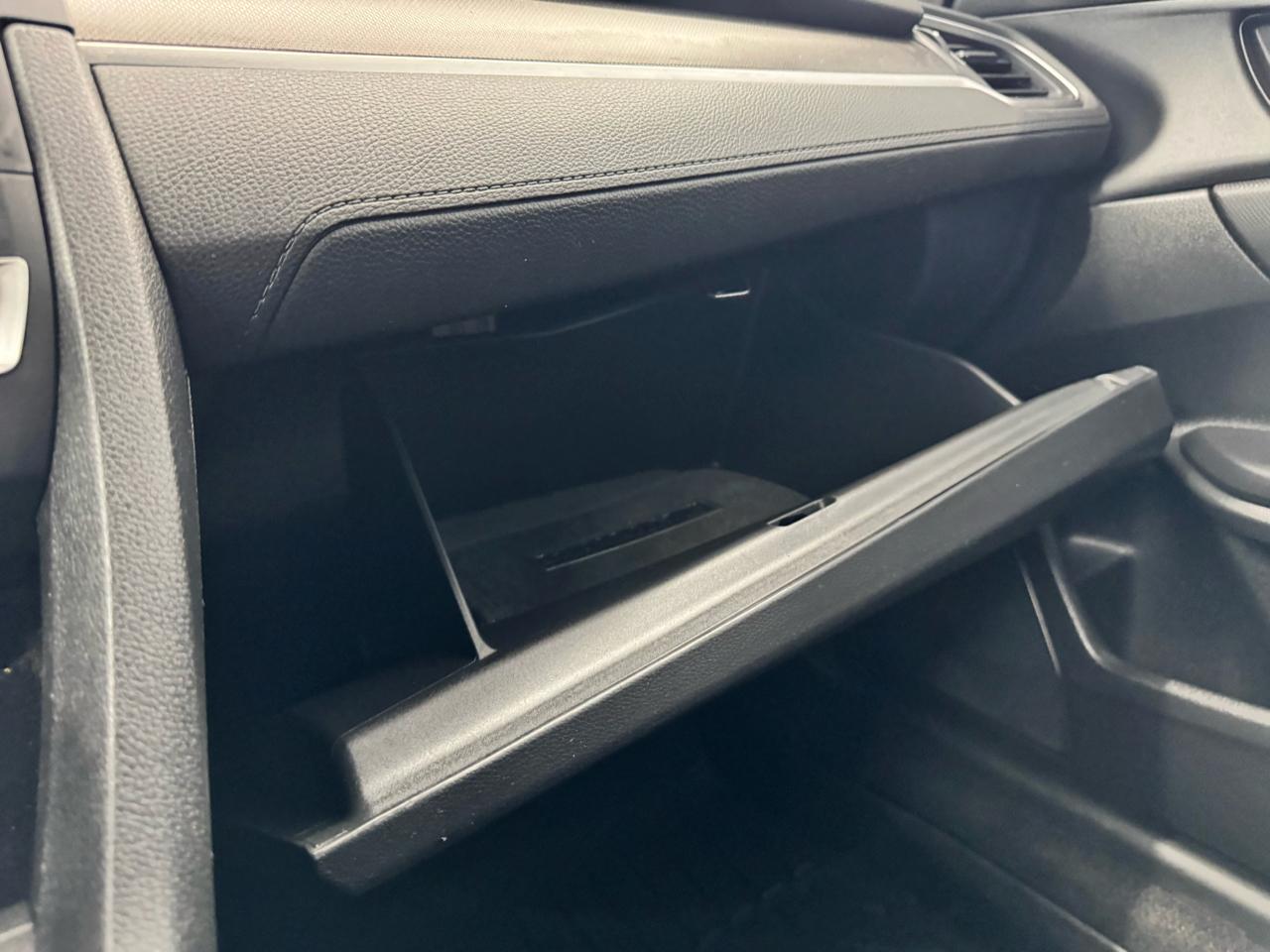 Honda Civic Sedan LX CVT 2021