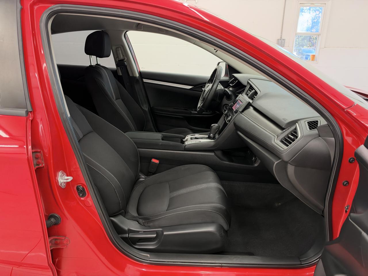 Honda Civic Sedan LX CVT 2021