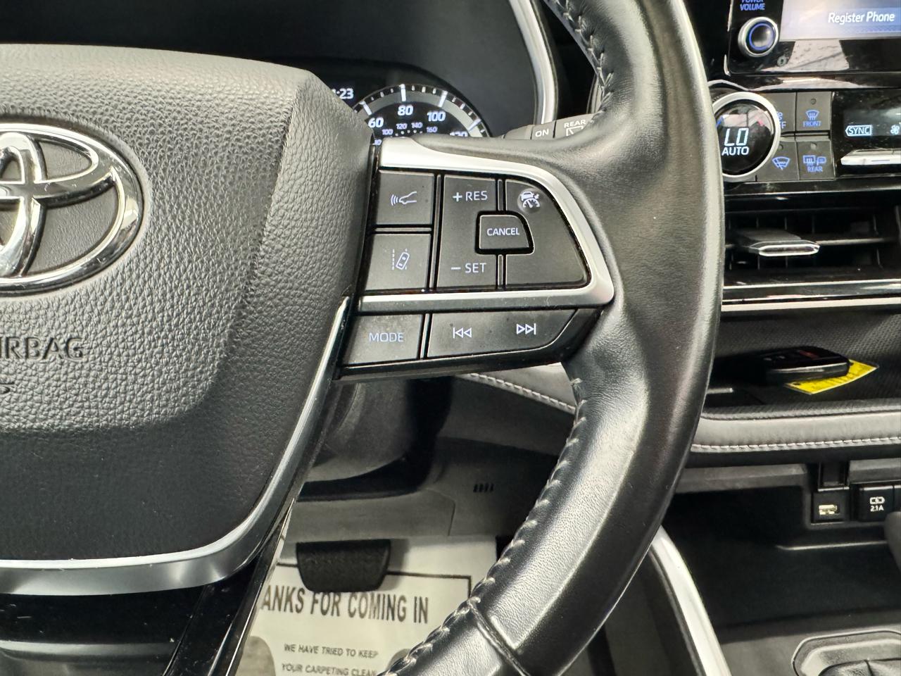 Toyota Highlander XLE AWD (Natl) 2021