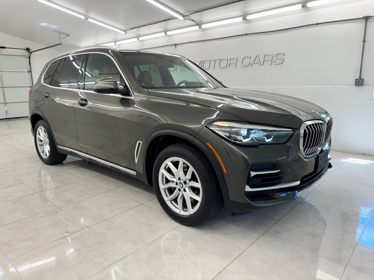 BMW X5 xDrive40i Sports Activity Vehicle 2022