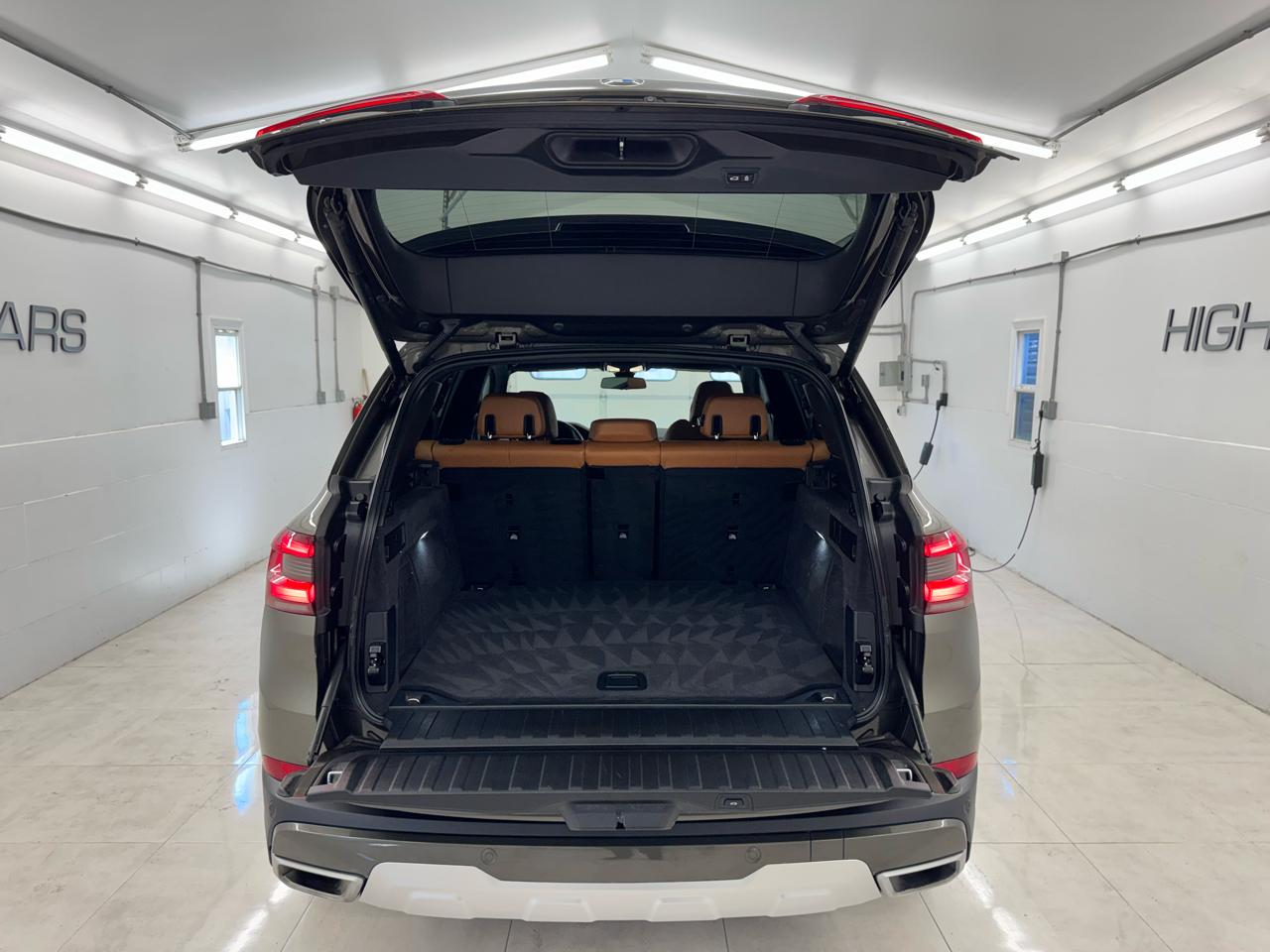 BMW X5 xDrive40i Sports Activity Vehicle 2022