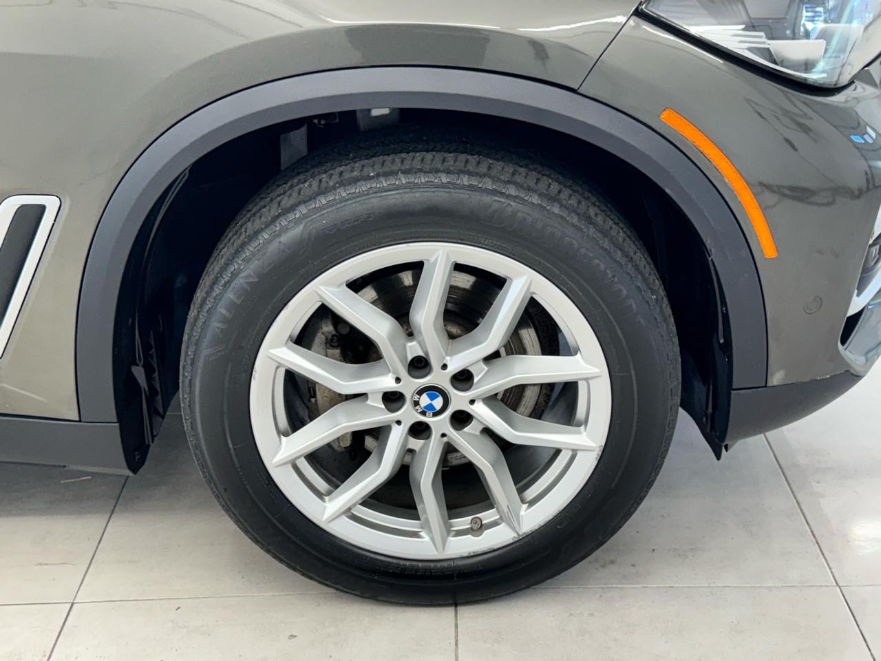 BMW X5 xDrive40i Sports Activity Vehicle 2022
