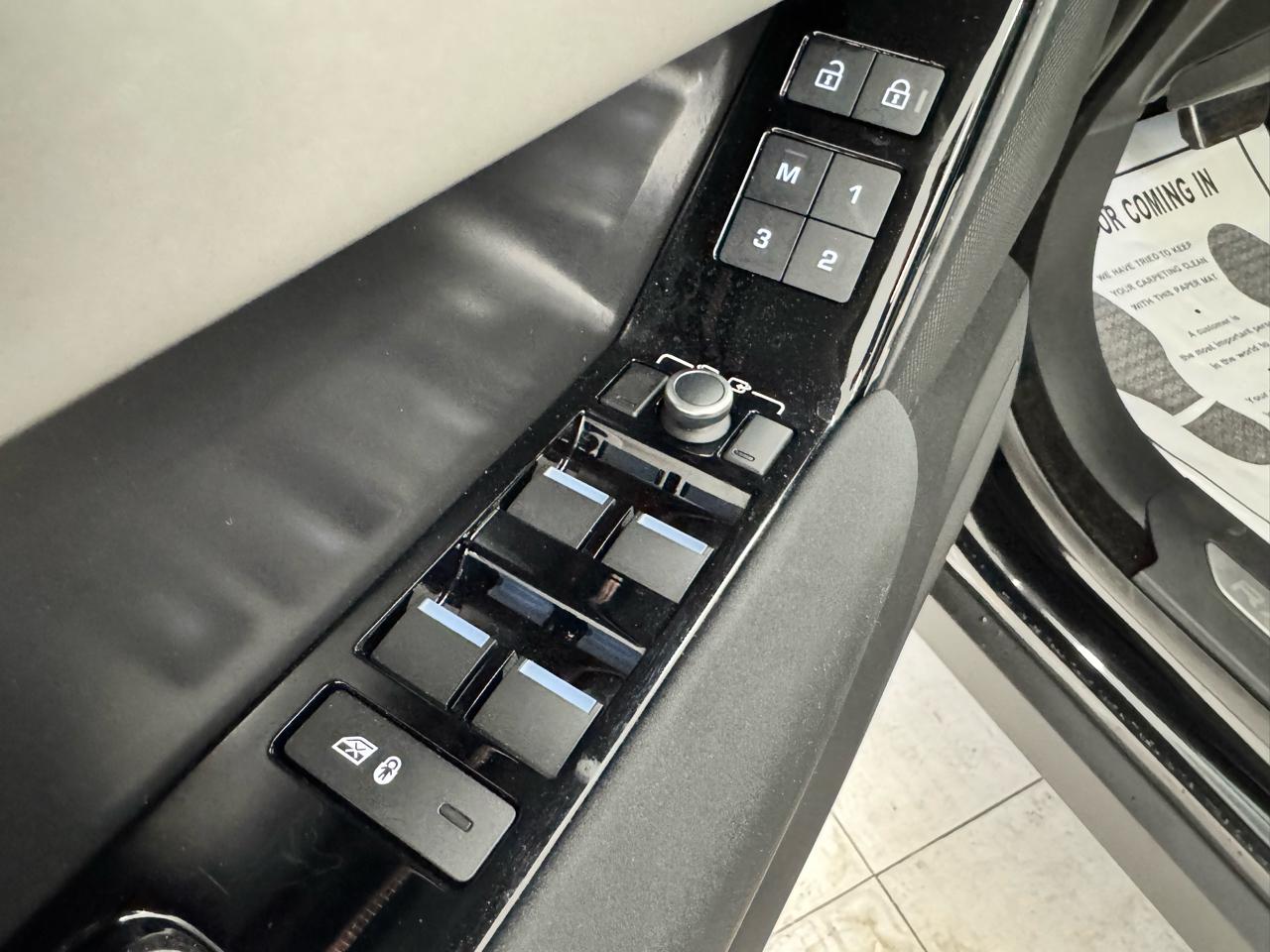 Land Rover Range Rover Velar P250 Dynamic SE 2024