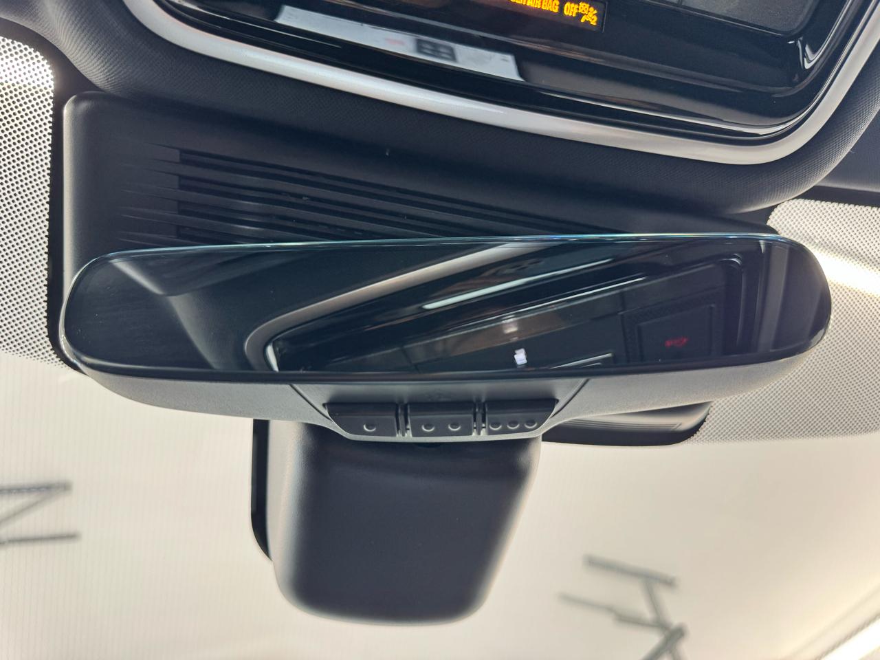 Land Rover Range Rover Velar P250 Dynamic SE 2024