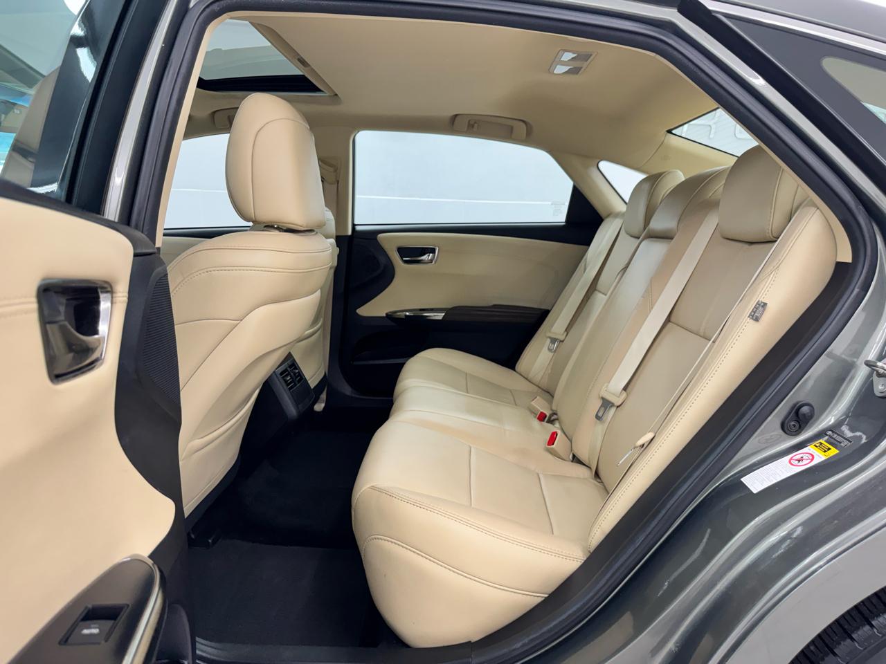 Toyota Avalon 4dr Sdn XLE Premium (Natl) 2014